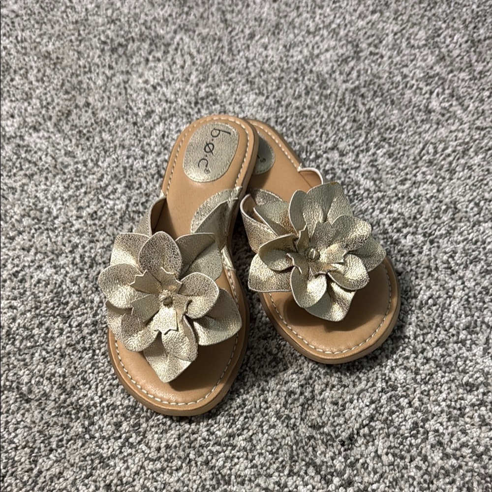 BOC floral thong sandals 7 gold